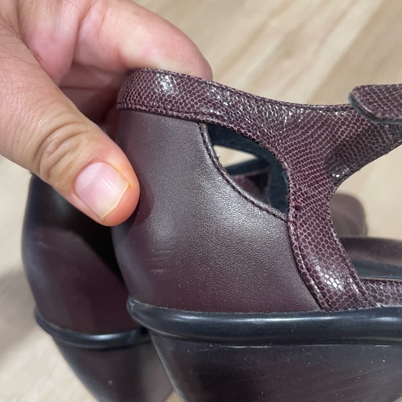 Dansko ankle strap shoes perfect condition sz 12 - Picture 8 of 8